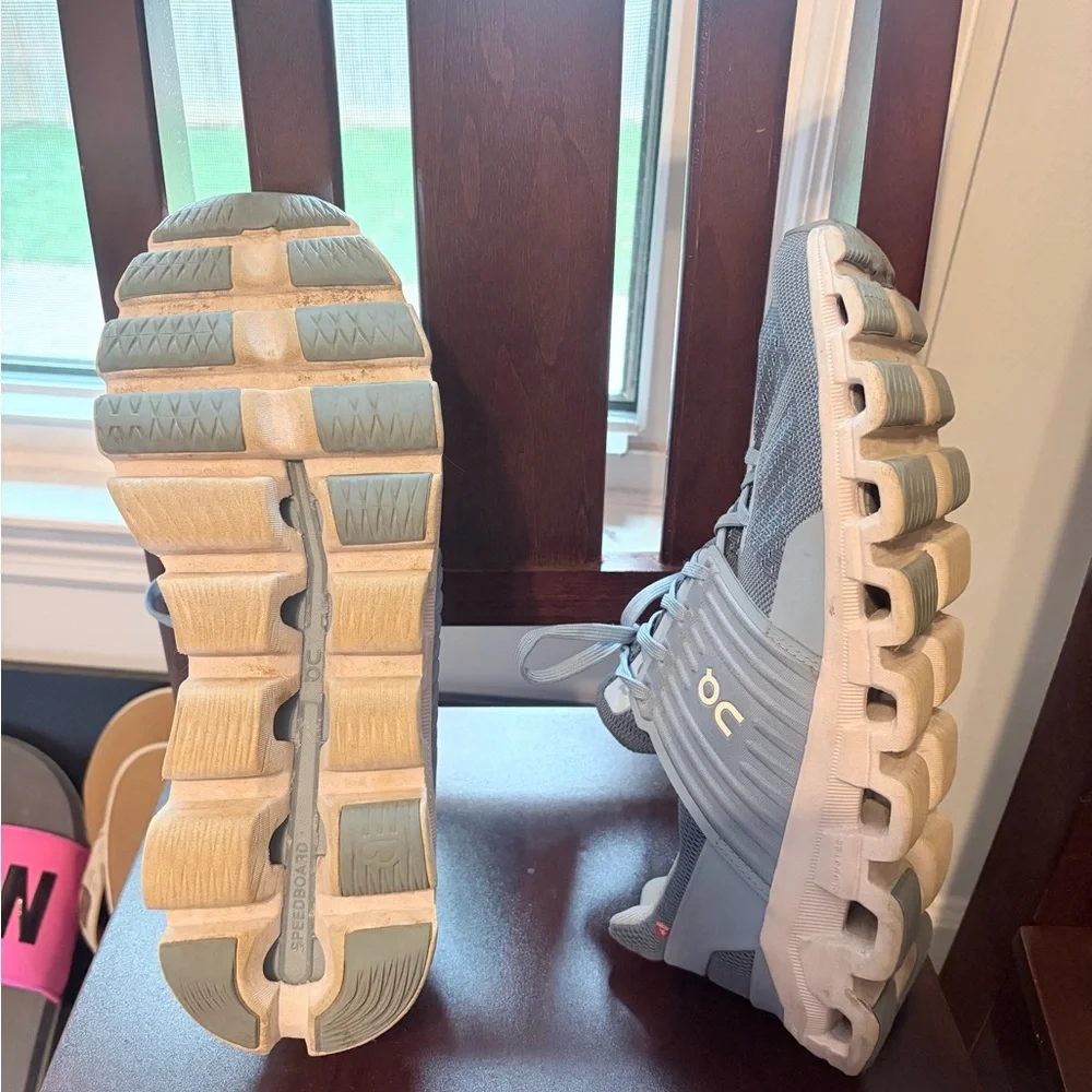 On Running Women’s Cloudswift Running Shoes — Light Blue & White